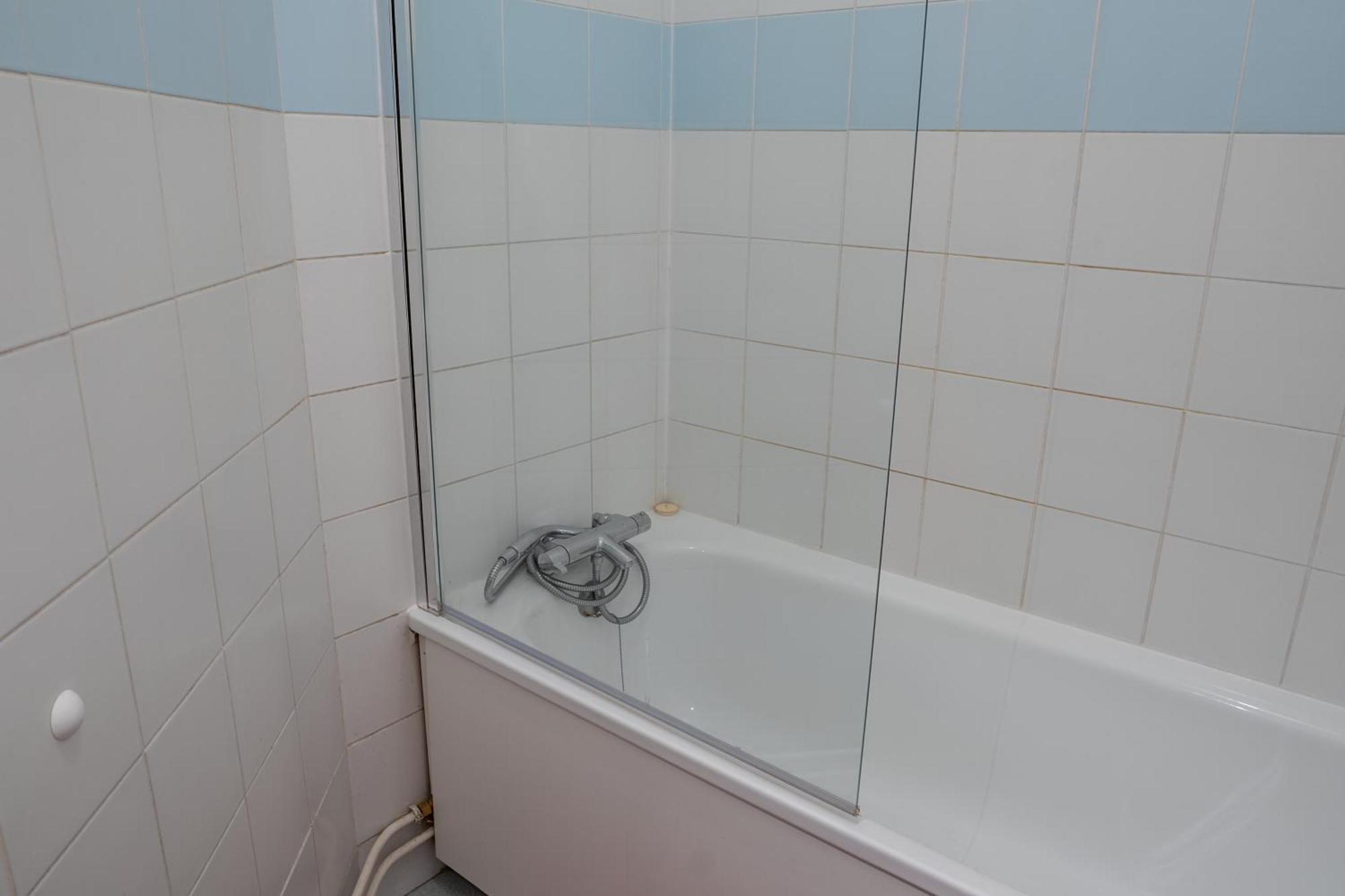 Le Pic-t2- équipé Proche Du Sanctuaire. Appartement *