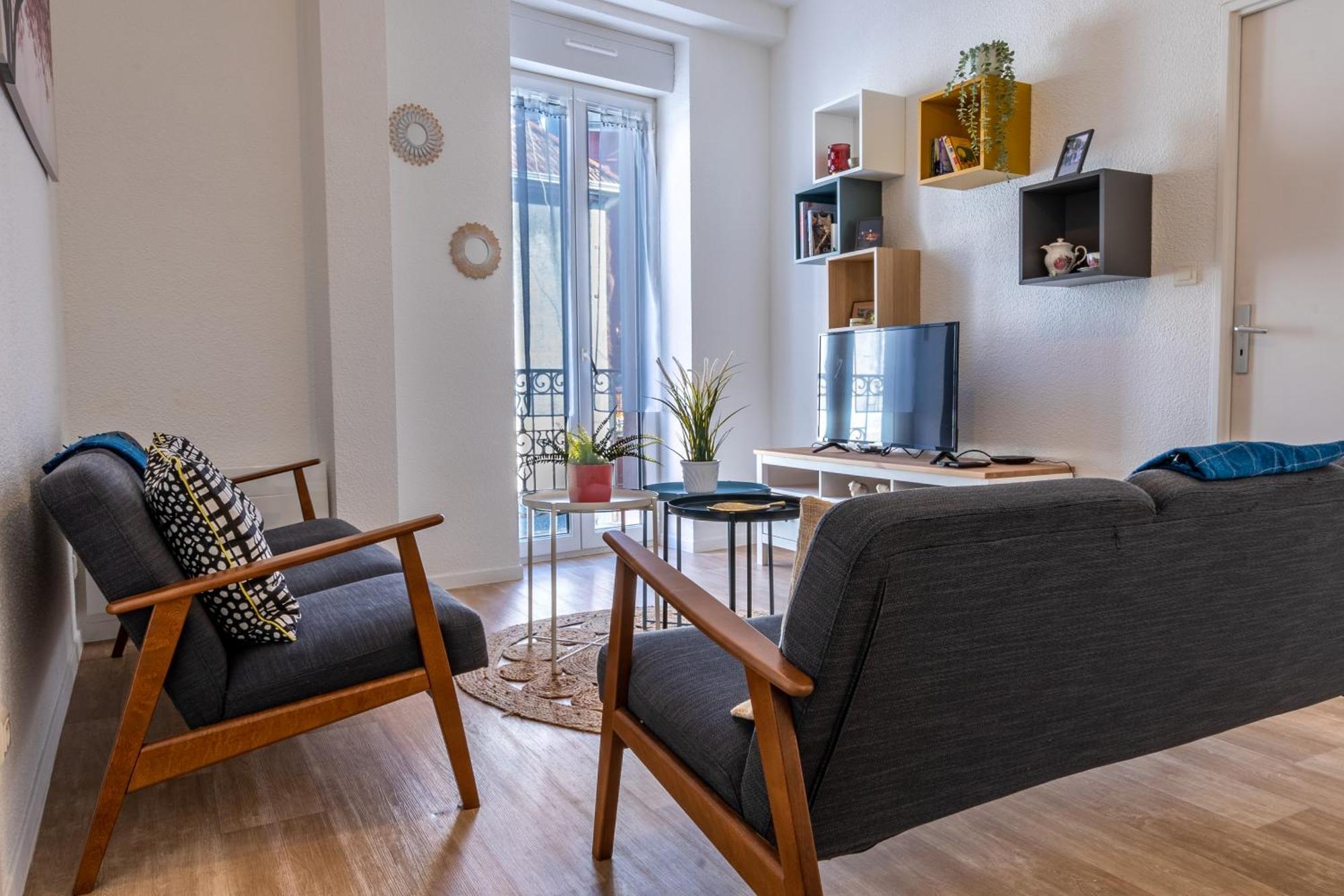 Appartement Le Pic-t2- équipé Proche Du Sanctuaire. Lourdes