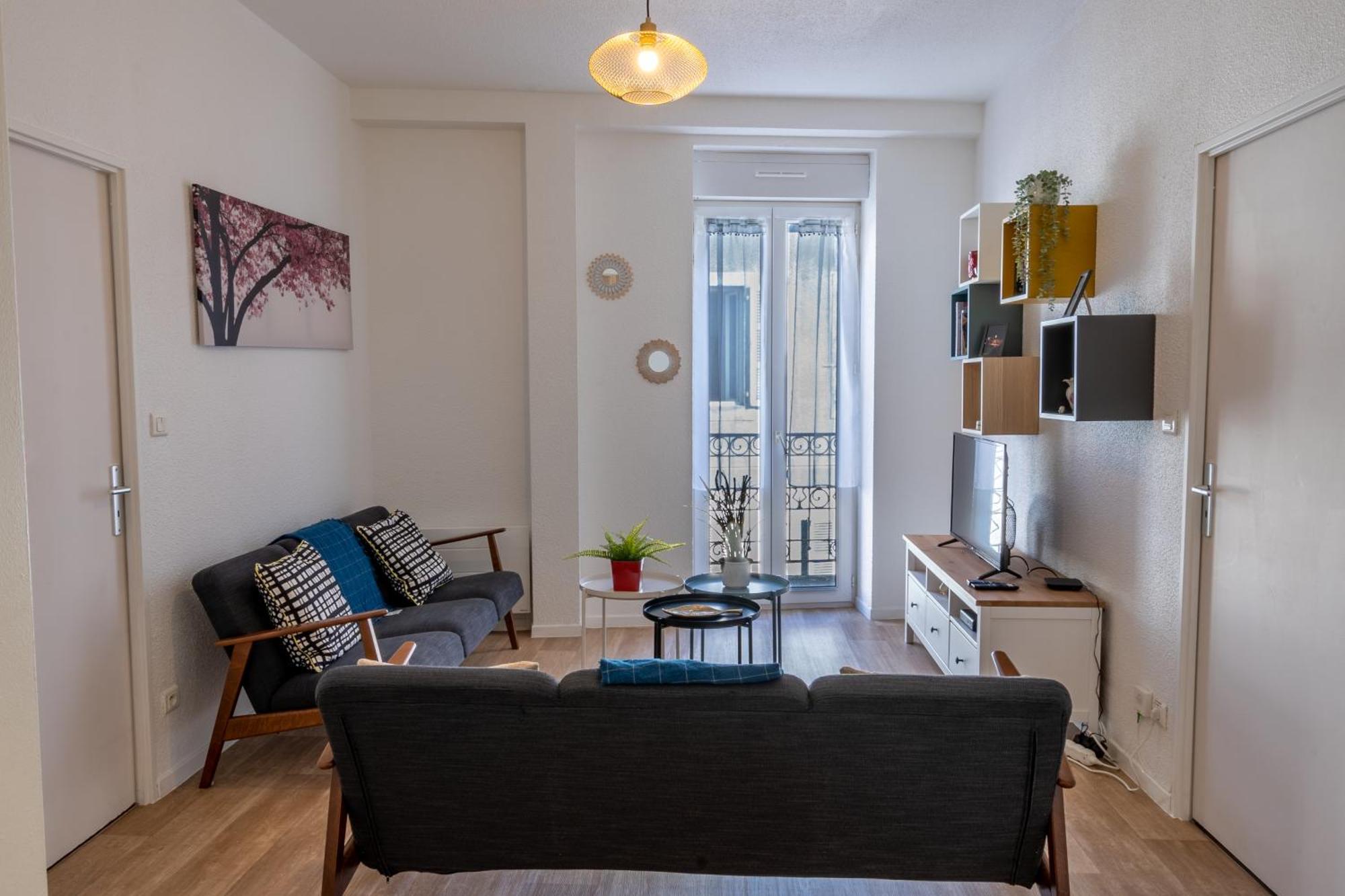Capstay - Serenity Lourdes